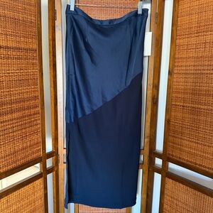 NWT M. Martin column skirt Navy Blue size 10 medium